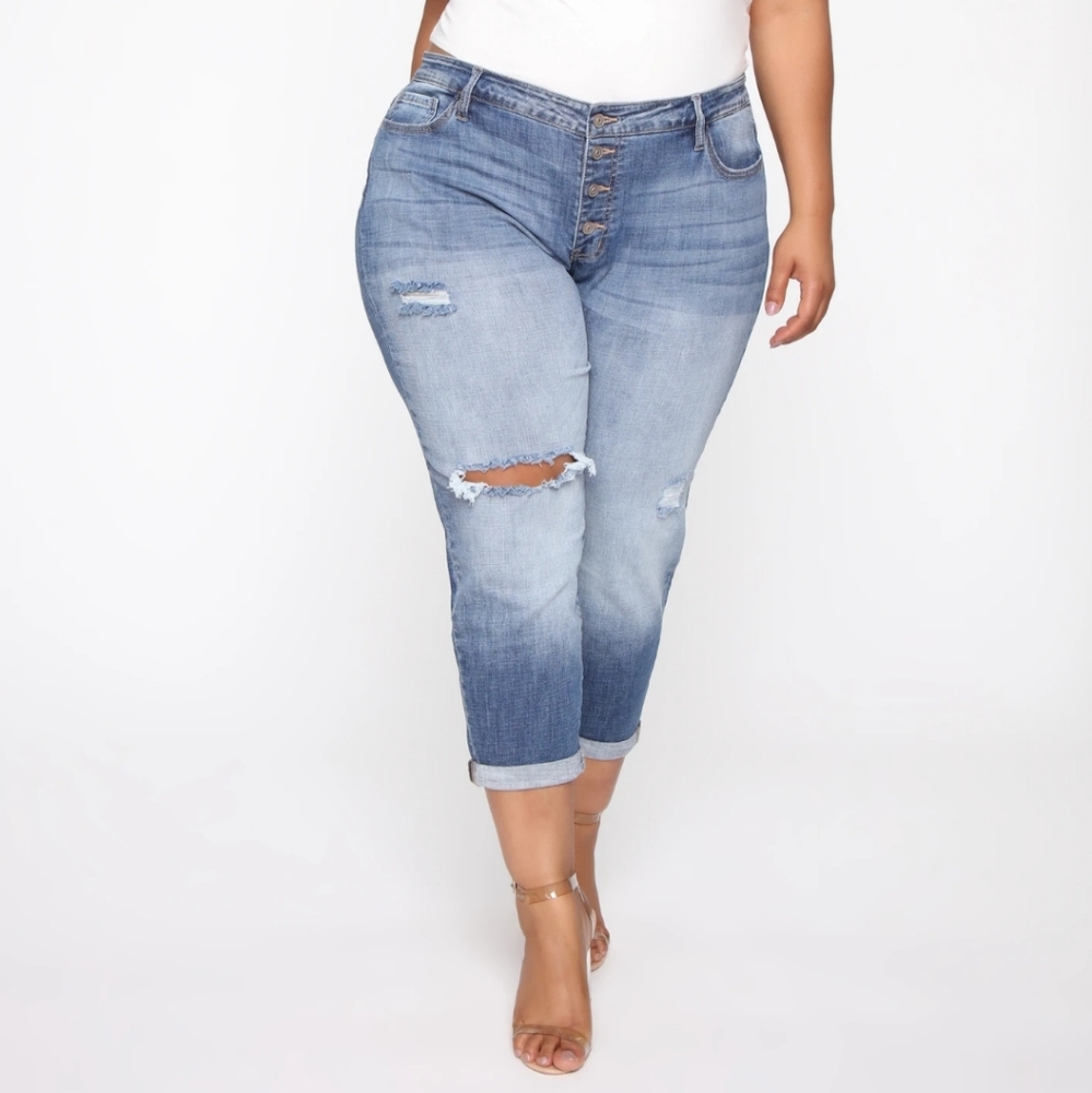 Distressed Boyfriend Jean - Size 16